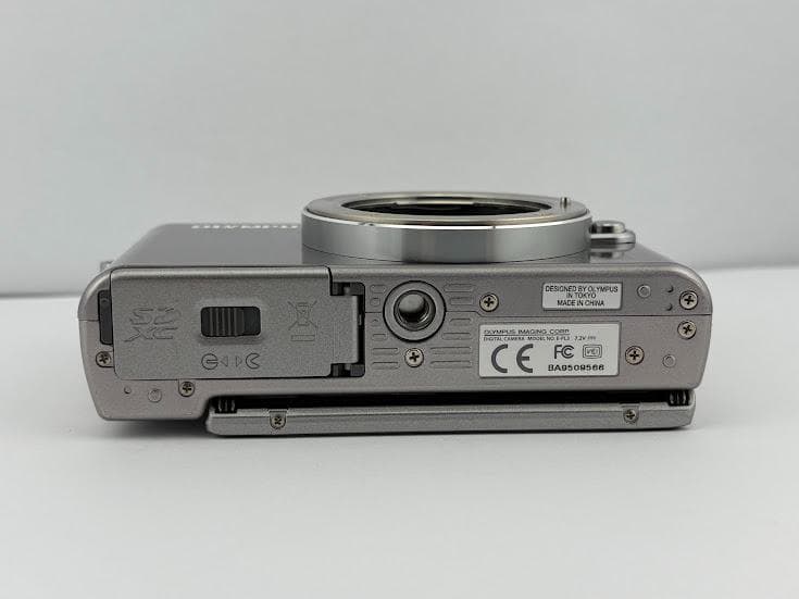 ★極上品★オリンパス OLYMPUS PEN Lite E-PL3 シルバー