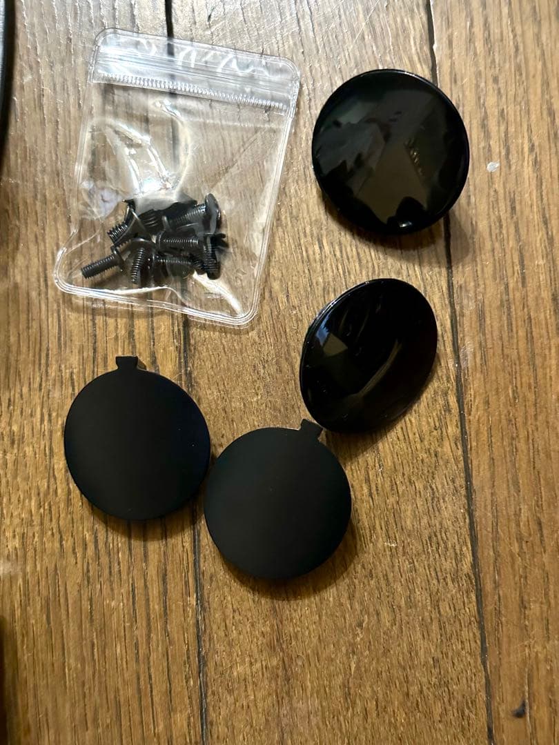 Amazonベーシック モニターアーム デュアル-ディスプレイタイプ 32インチ