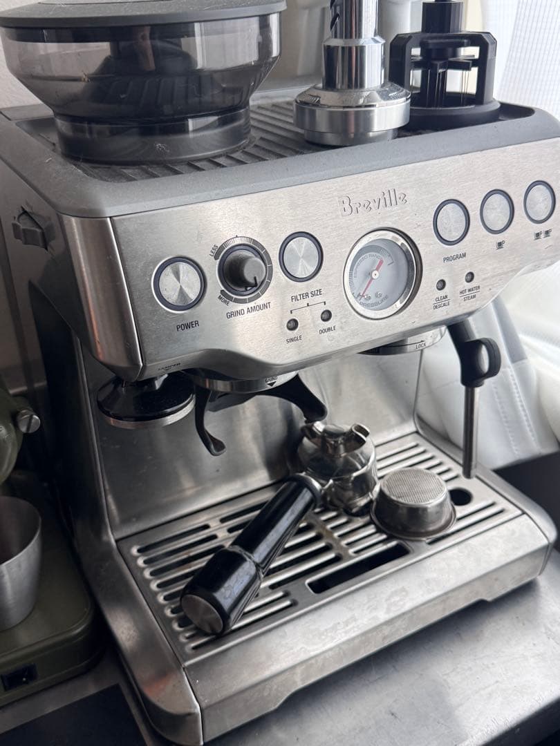 Breville エスプレッソマシン (BES870XL)