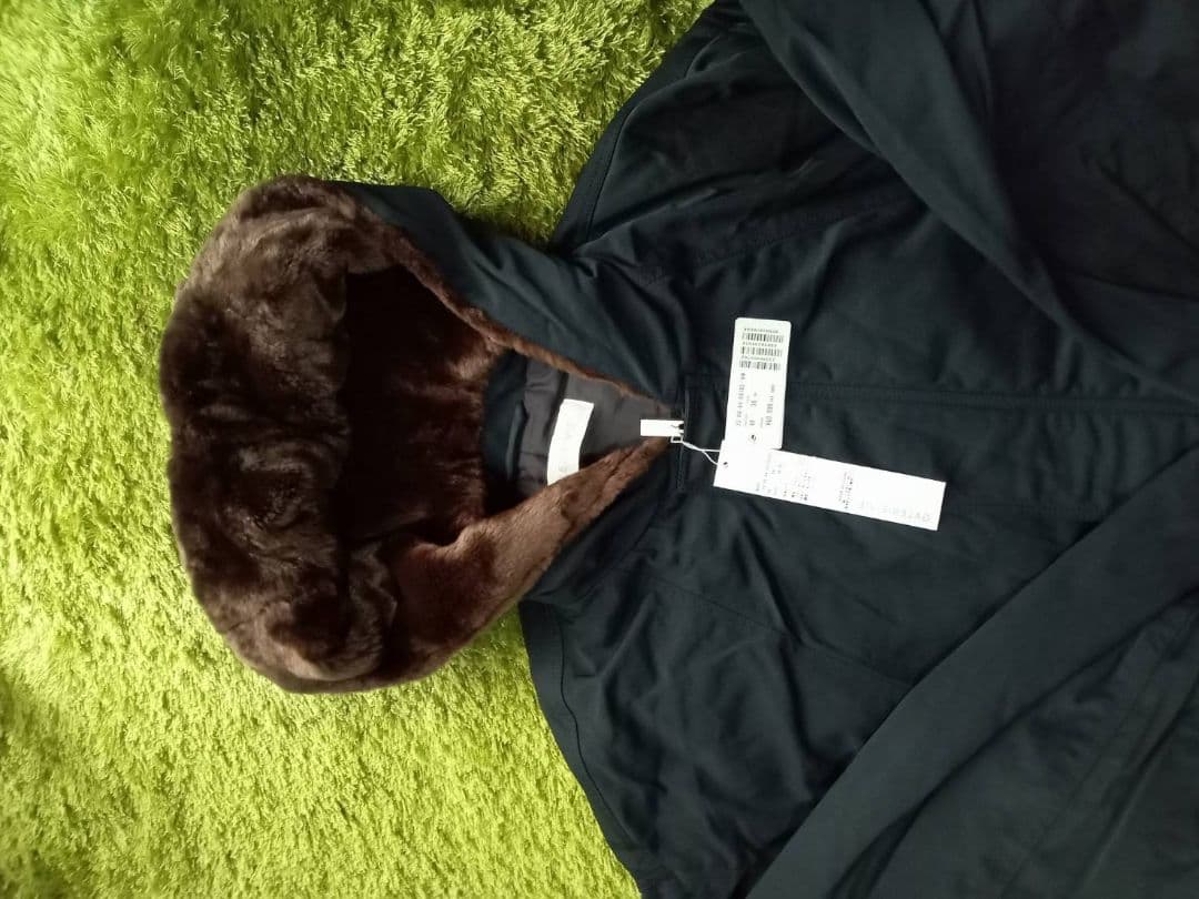 konbu0708ギャルリーヴィー新品未使用　ボアフード付コートサイズ36