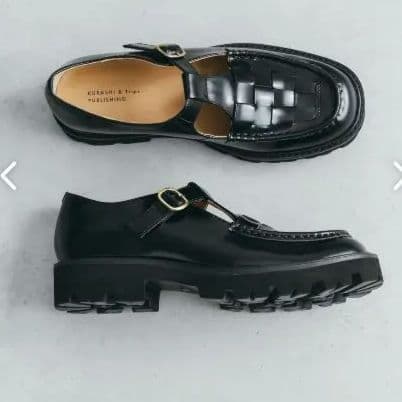 ストラップシューズ 黒 23.5cm