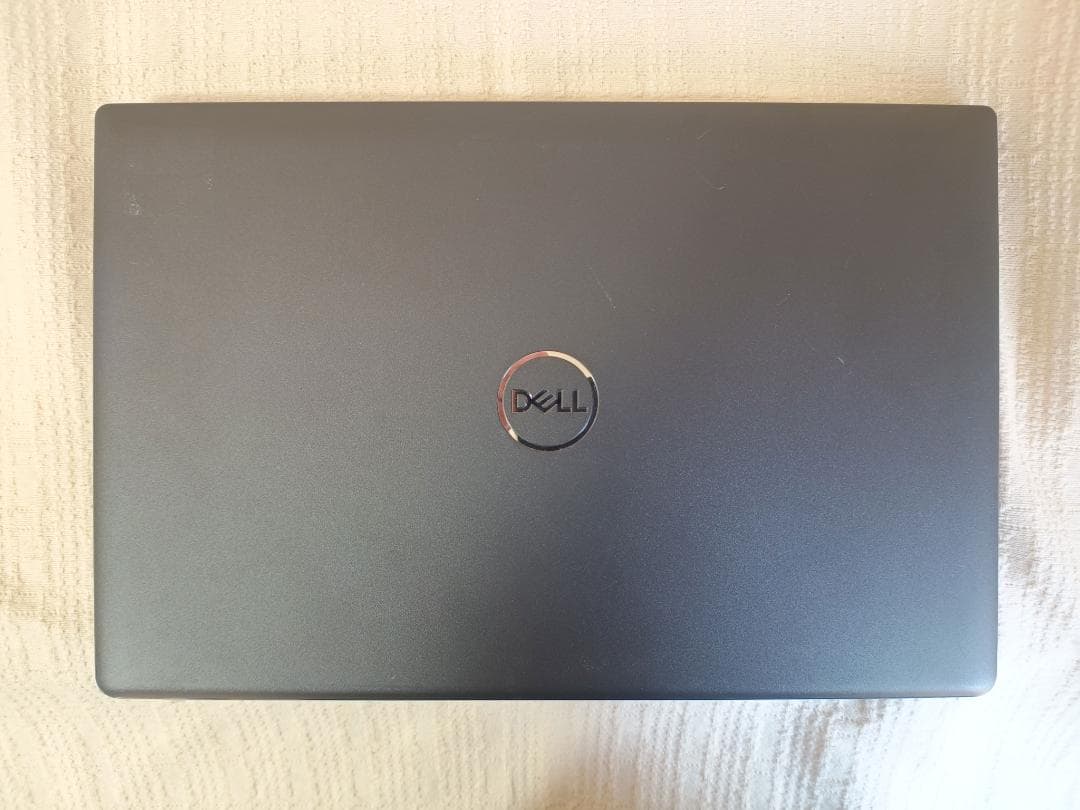 DELL Latitude 3520 第11世代corei5搭載