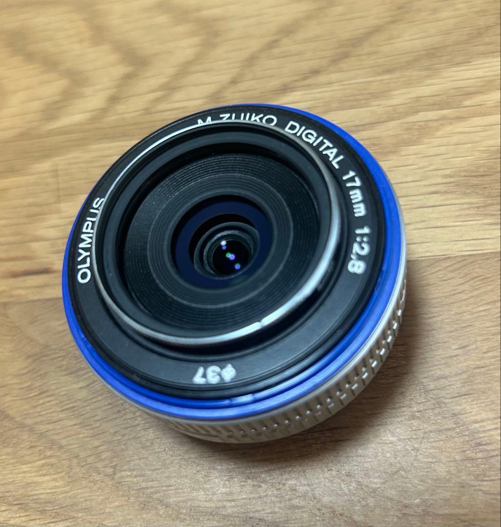 オリンパス M.ZUIKO DIGITAL 17mm F2.8 シルバー