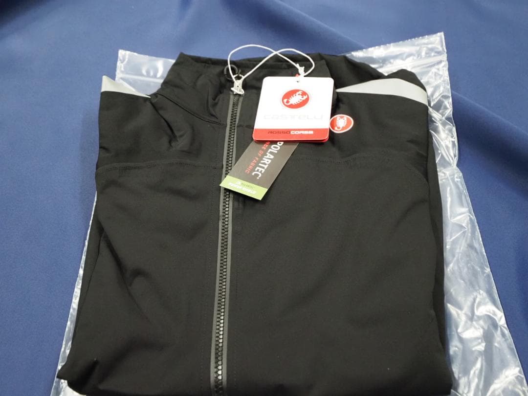 ￥36300新品 カステリ ULTRA RAIN CAPE Sサイズ