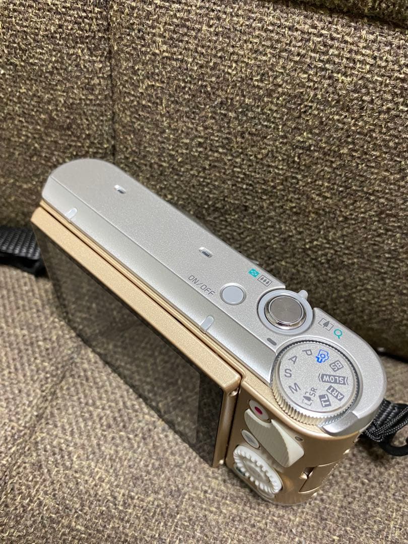 CASIO EXILIM EX-ZR1800 ゴールド