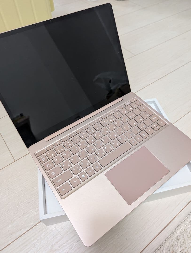 Microsoft Surface Laptop go 2 12.4インチ