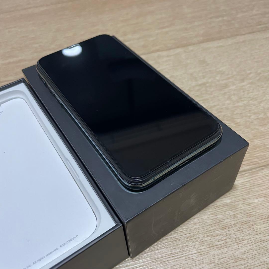 Apple iPhone 11 Pro ミッドナイトグリーン256GB