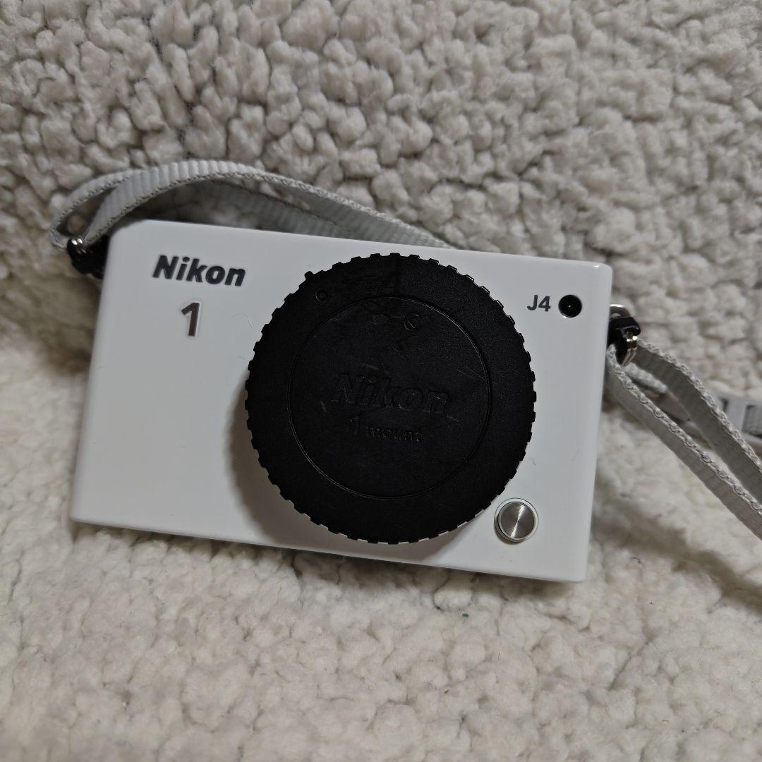 Nikon 1 J4　ダブルズームキット ミラーレスカメラ ホワイト