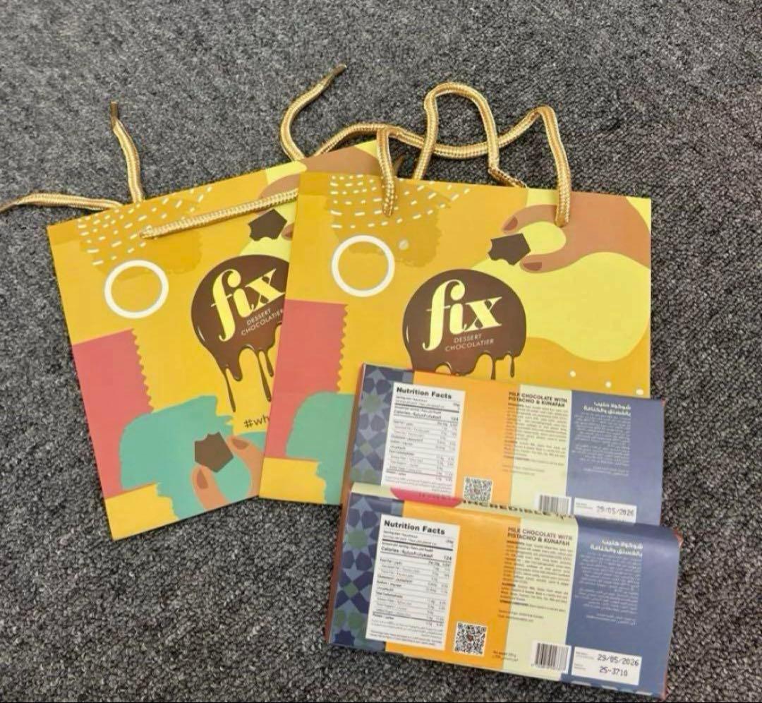 と*み様 クール便　fix フィックス　チョコレート　ピスタチオ