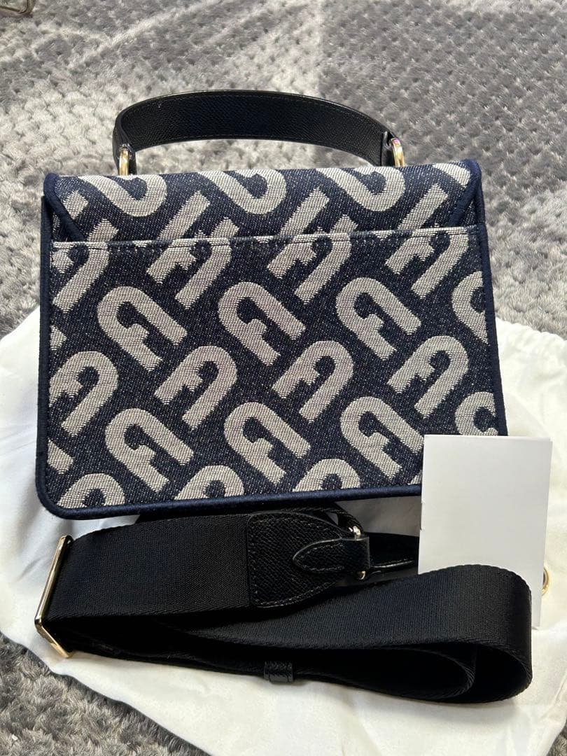 FURLA ショルダーバック　デニム　ネイビー　フルラ　ベラ
