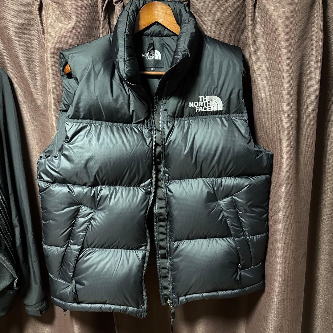 正規品 美品 THE NORTH FACE ブラック ダウンベスト ヌプシ