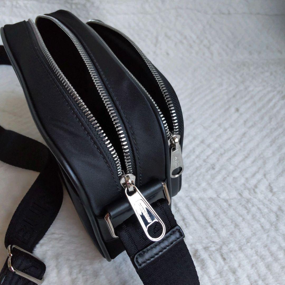 BURBERRY バーバリー ショルダーバッグ