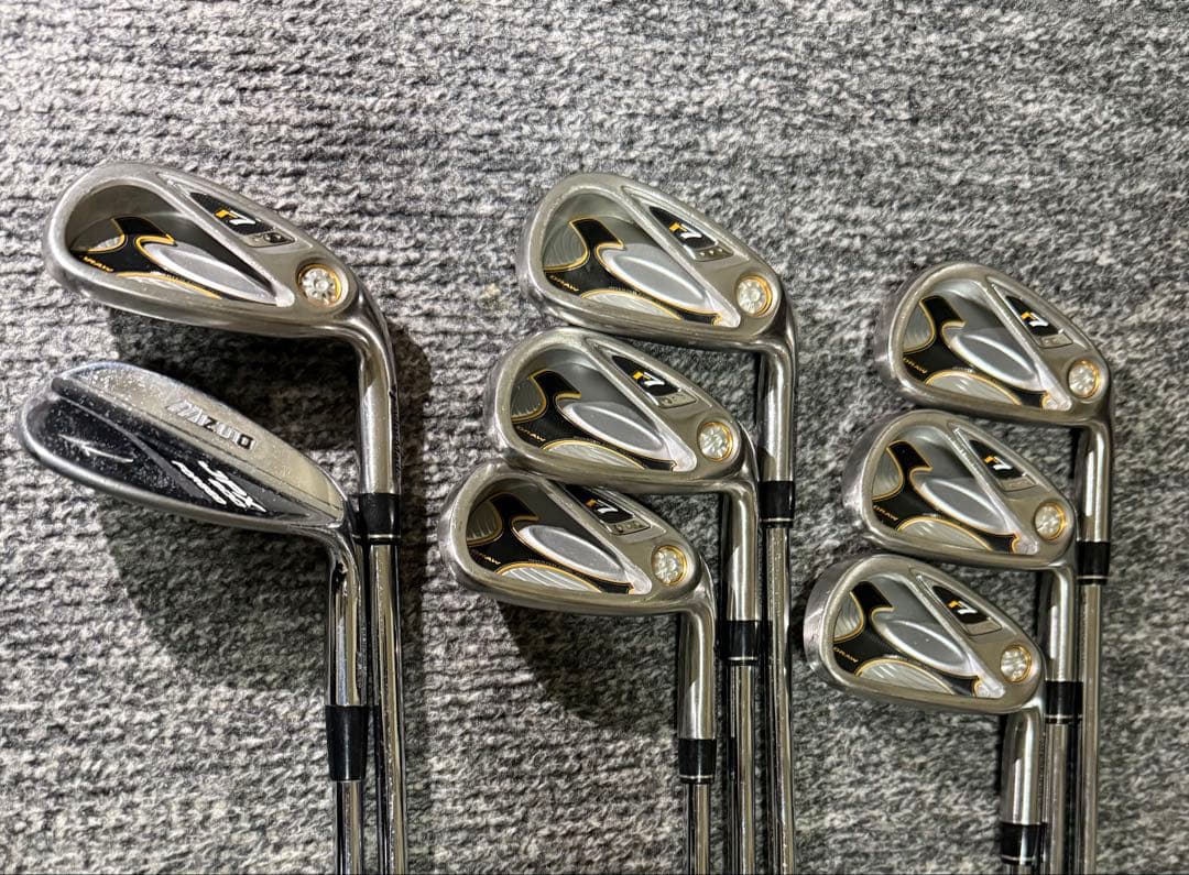 テーラーメイド R7アイアンセット 4〜9.P + ミズノ Sウェッジ 計8本