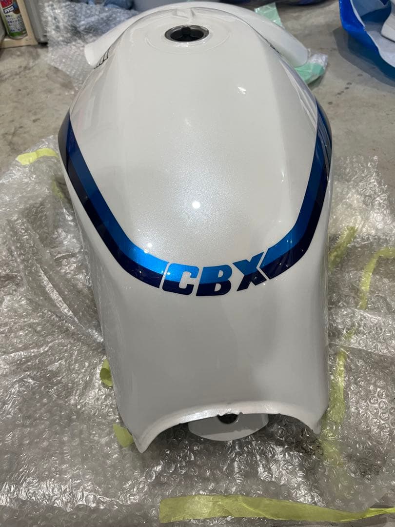 cbx400f 外装　550カラー　BEET