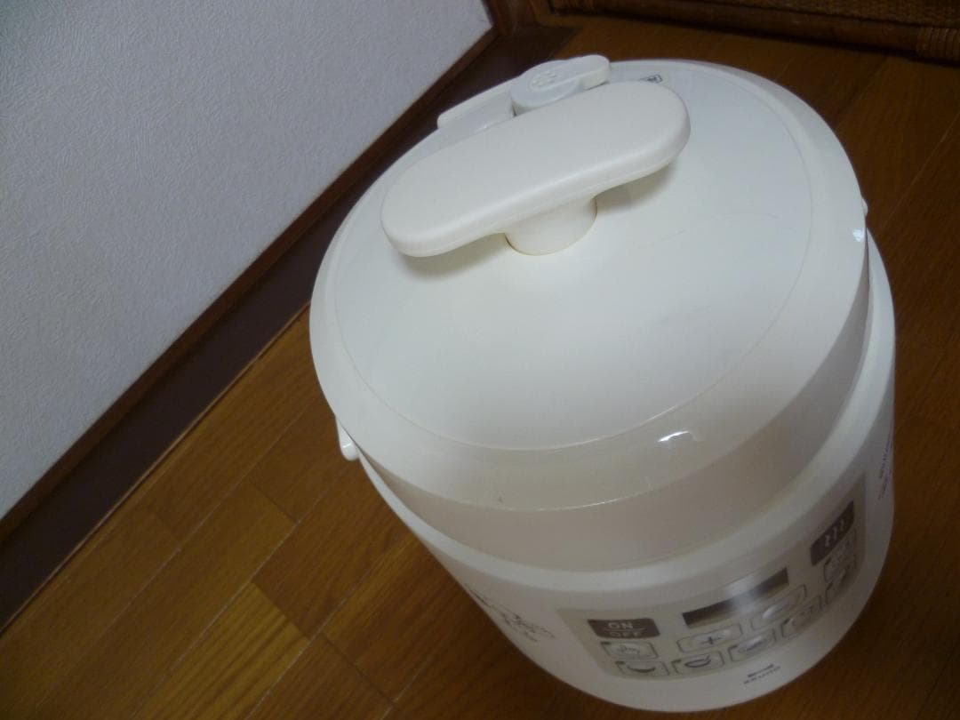 BRUNO/ブルーノ　スヌーピー　マルチ圧力クッカー　未使用