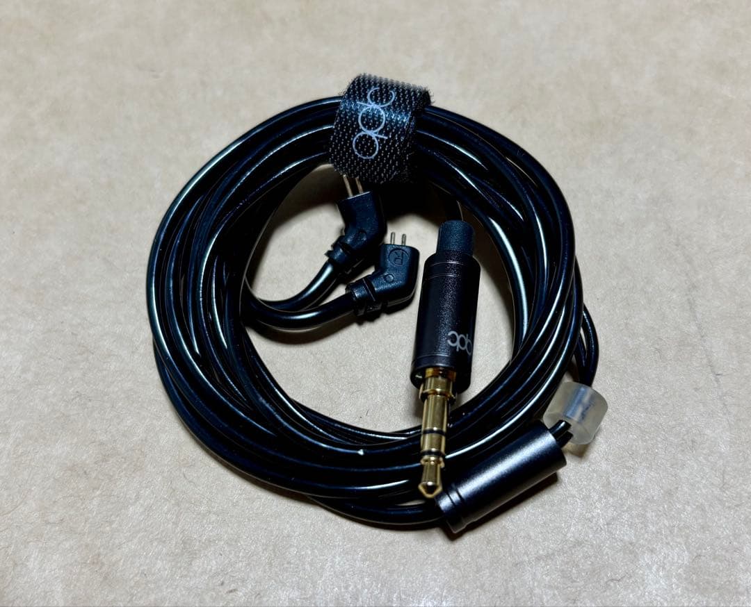 イヤホン SUPERIOR Piano Black 10mm