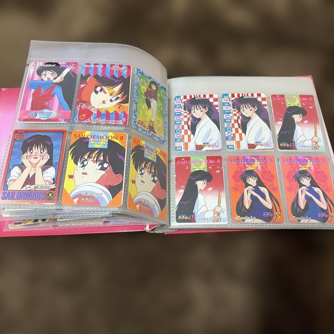 セーラームーン　カードダスファイル　カード約150枚入り　キラカード有り