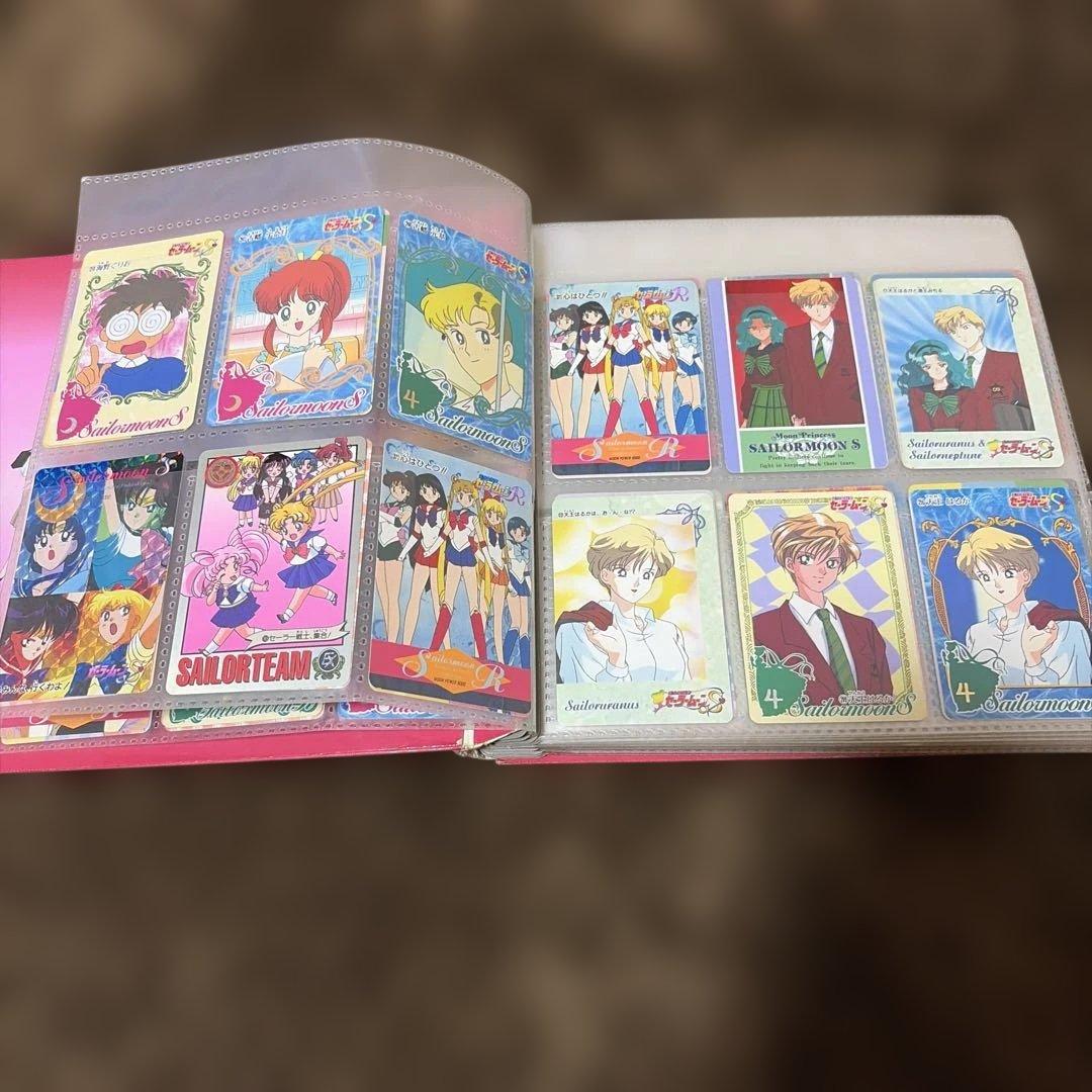 セーラームーン　カードダスファイル　カード約150枚入り　キラカード有り