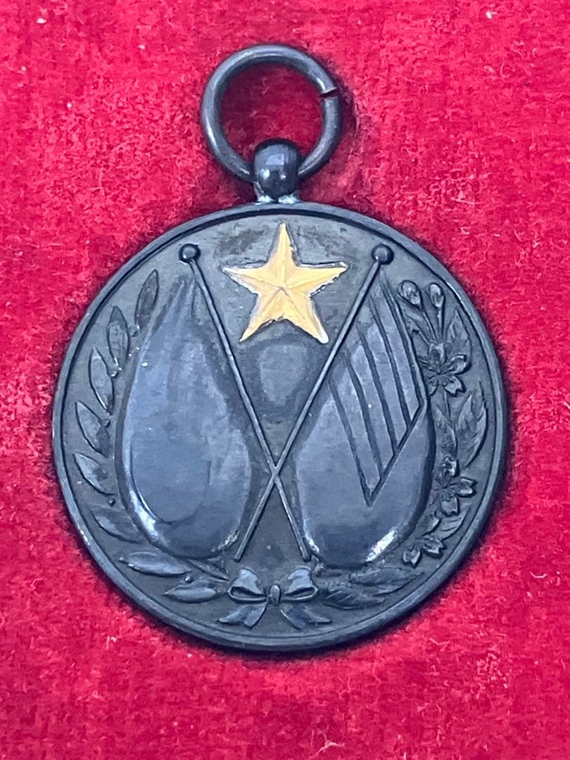 ①【激レア】満州事変出征記念　歩兵第四十連隊　勲章　メダル※箱付