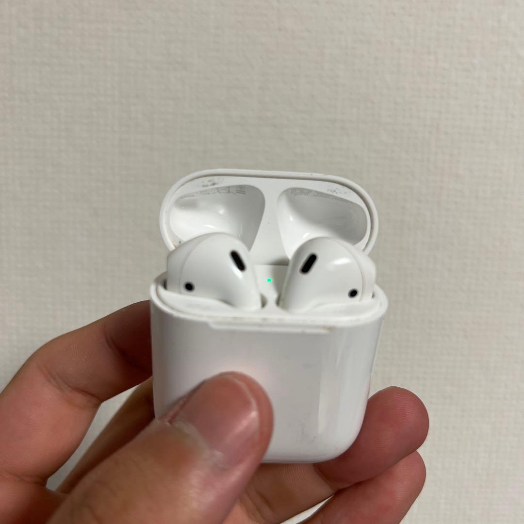 Apple AirPods両耳、ケース、タイプC充電器付き