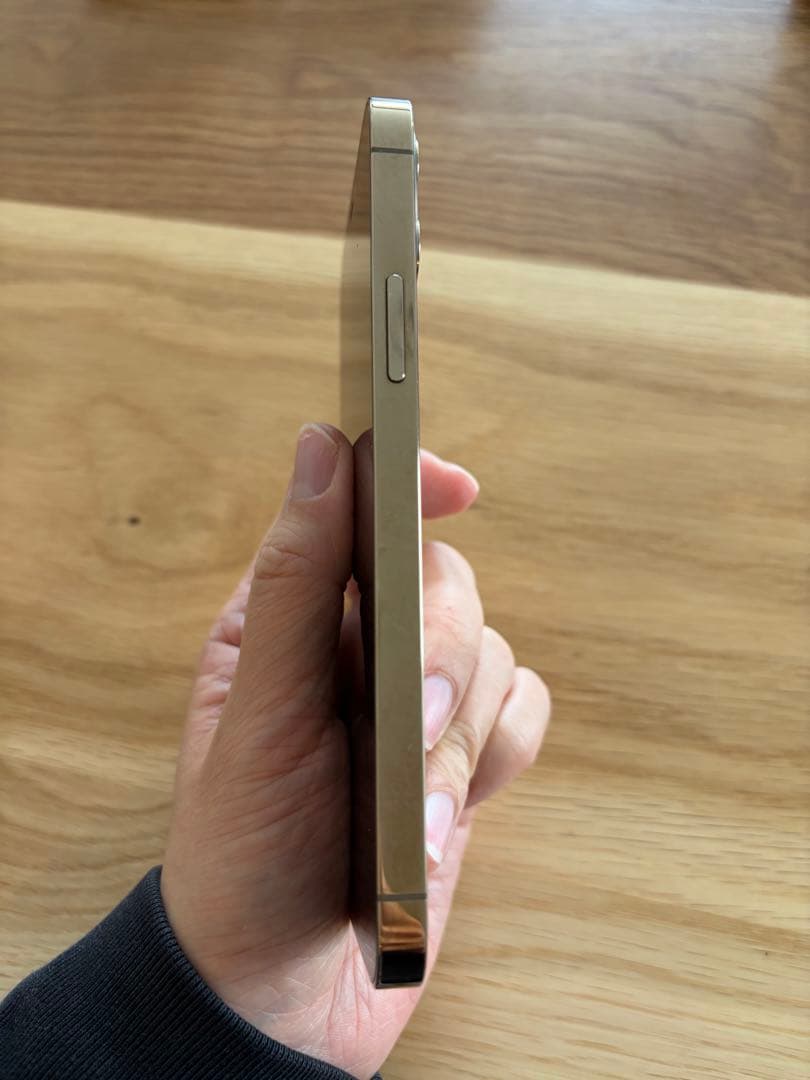 【美品】iPhone12pro 128GB ゴールド