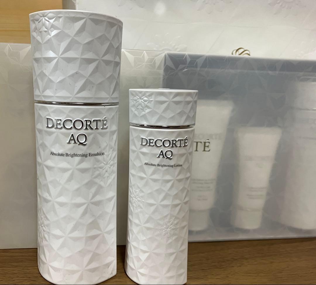 ＊コスメデコルテ＊AQブライトラディアンスコフレI＊コットン30枚入り付き