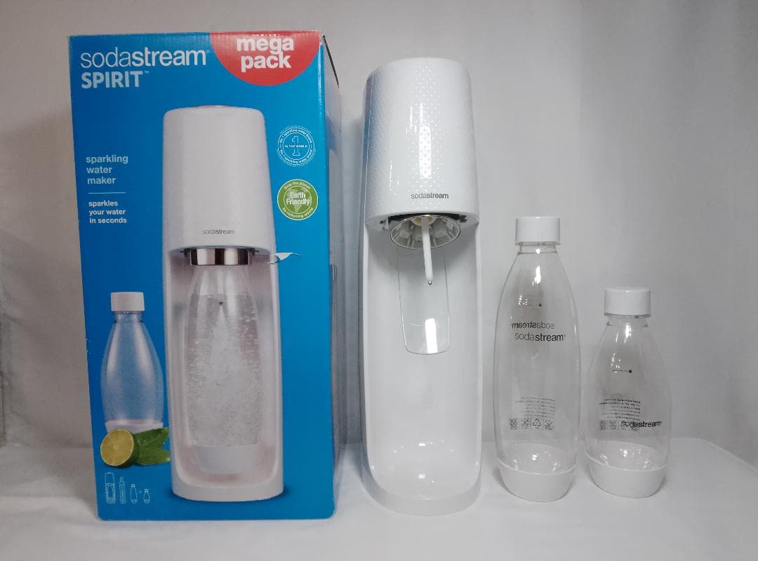 【新品未使用／期限切れ有り】ソーダストリーム　スピリット　白