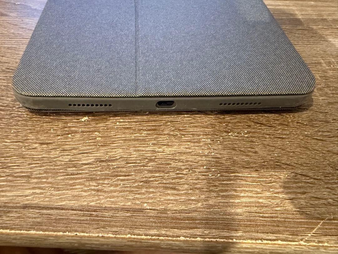 Logicool iPad Air 10.9インチ Combo Touch