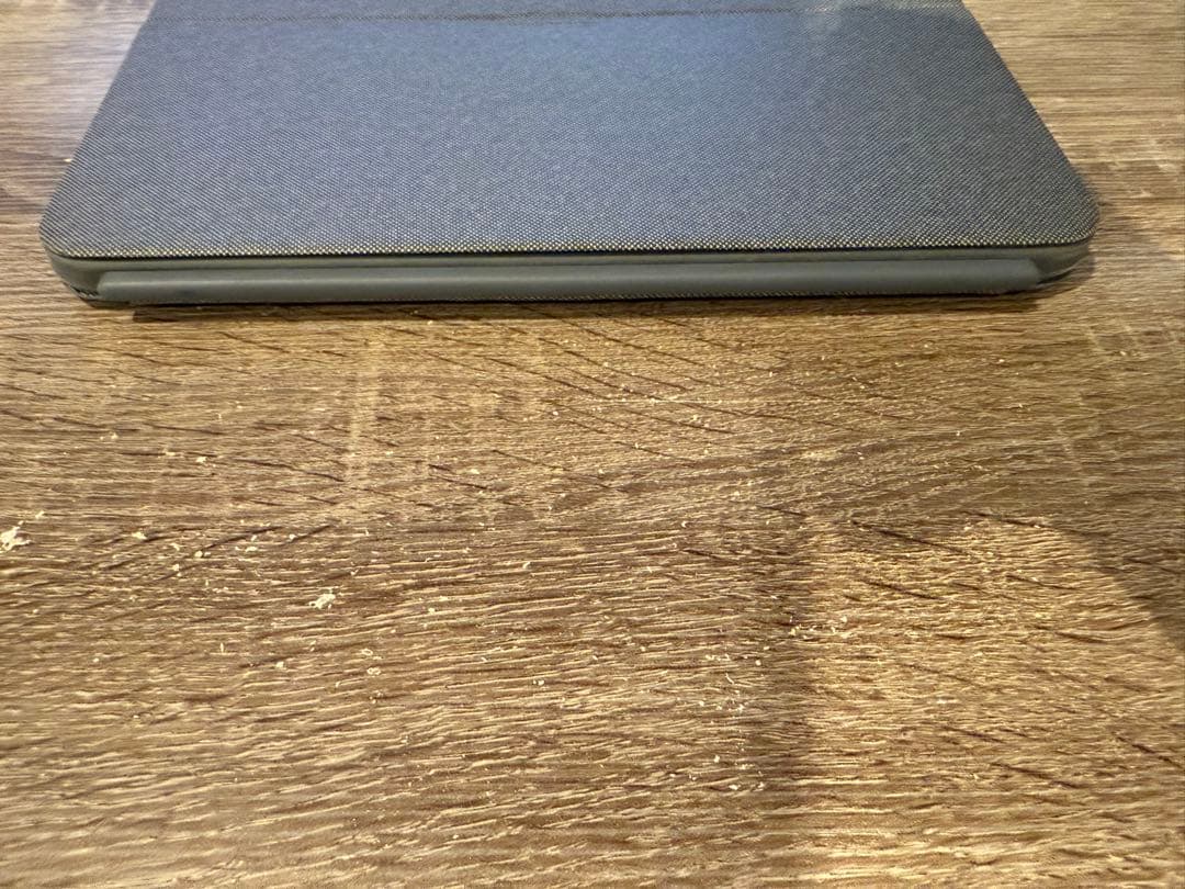 Logicool iPad Air 10.9インチ Combo Touch