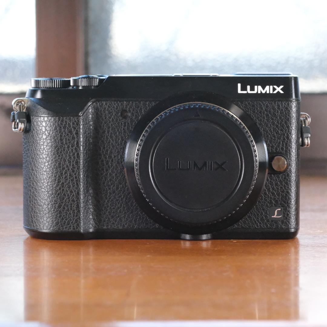 h*i様 Lumix 　DMC-GX7MK2　黒　純正グリップも！