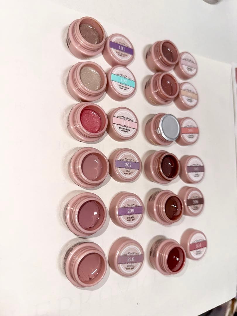 韓*】様 【お値下げ中！】mao gel ジェルネイルセット 26色 マオジェル