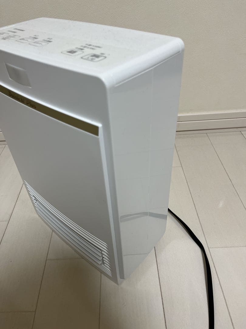 【美品！］ダイニチ セラミックファンヒーター EF-P1200G-W