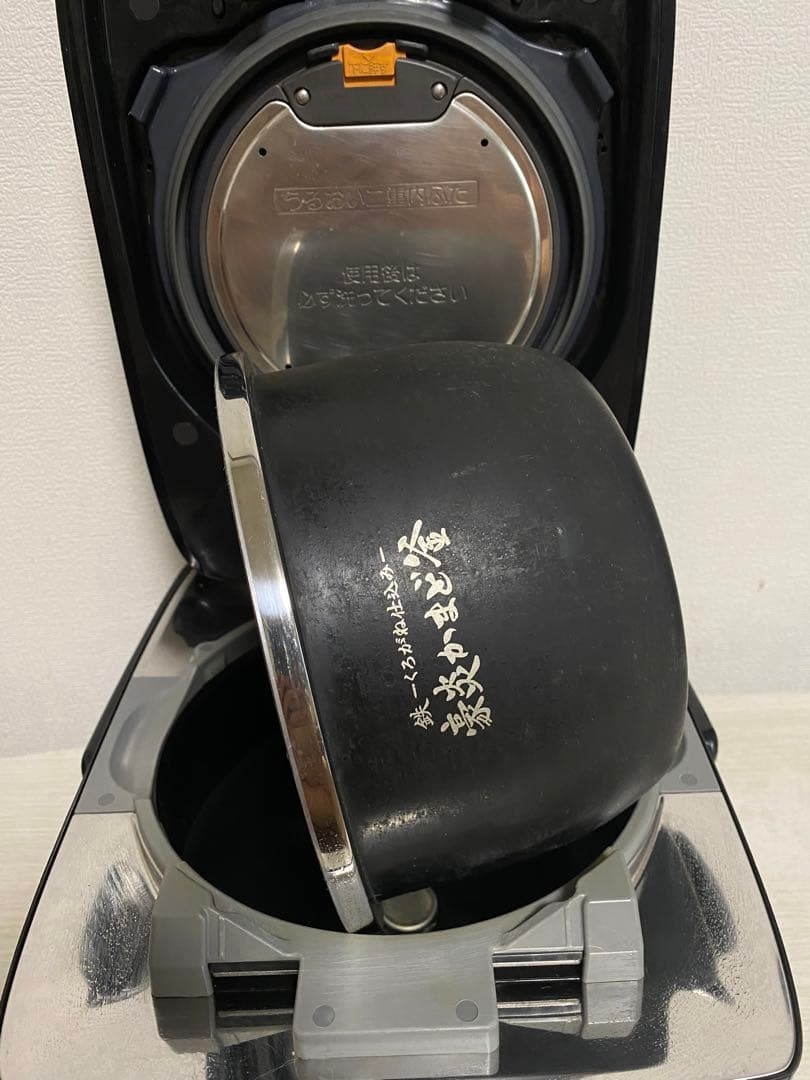 象印 炎舞炊き 圧力IH炊飯ジャーNW-KA10