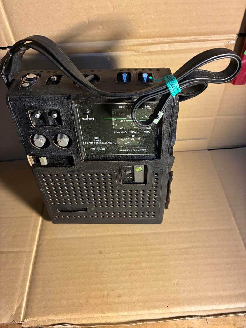 SONY ICF-5500 スカイセンサー3バンドレシーバー FM/MW/SW