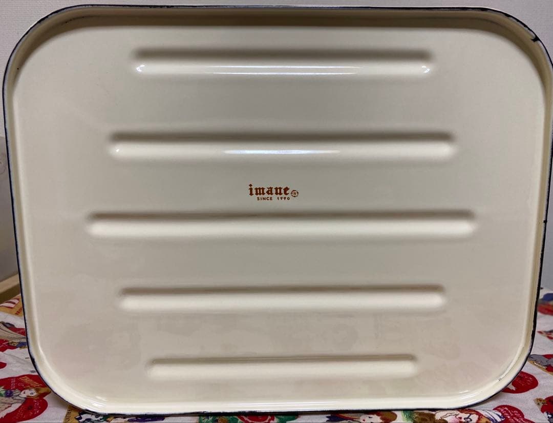 イマン　ダイアナローズ　缶