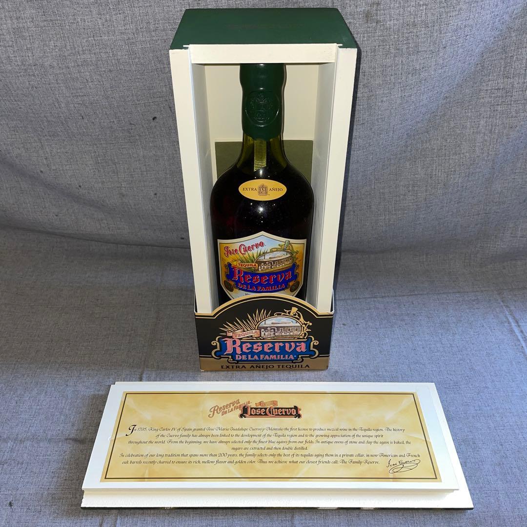 創業200周年記念プレミアム テキーラ　クエルボ レゼルヴァ・デ・ラ・ファミリア
