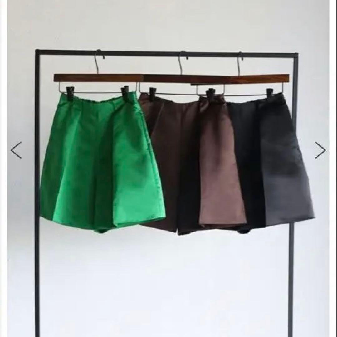 新品同様　bow.a SATIN SHORT PANTS ボウエー