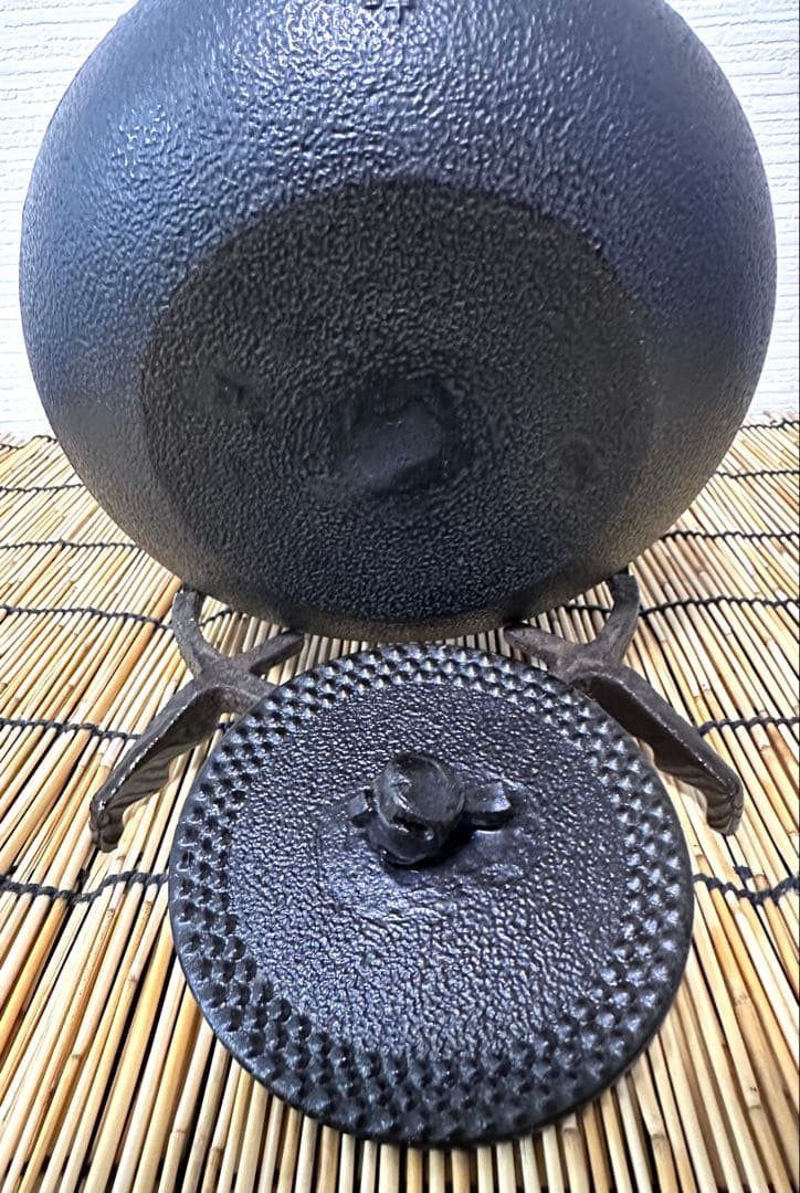 未使用品　南部成龍堂鋳造所　斎峰　及川光正造　大アラレ　南部鉄瓶　南部鉄器