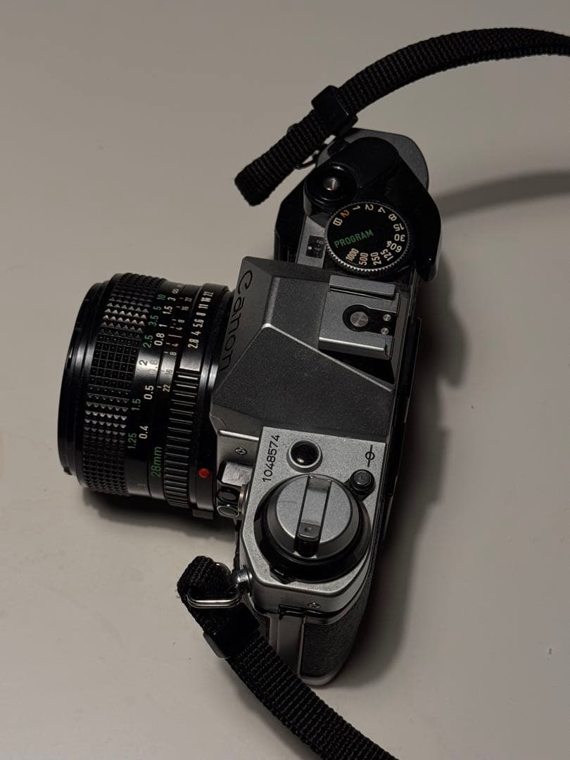 (ジャンク品)のCanon AE-1 Program 28 mmレンズ付き