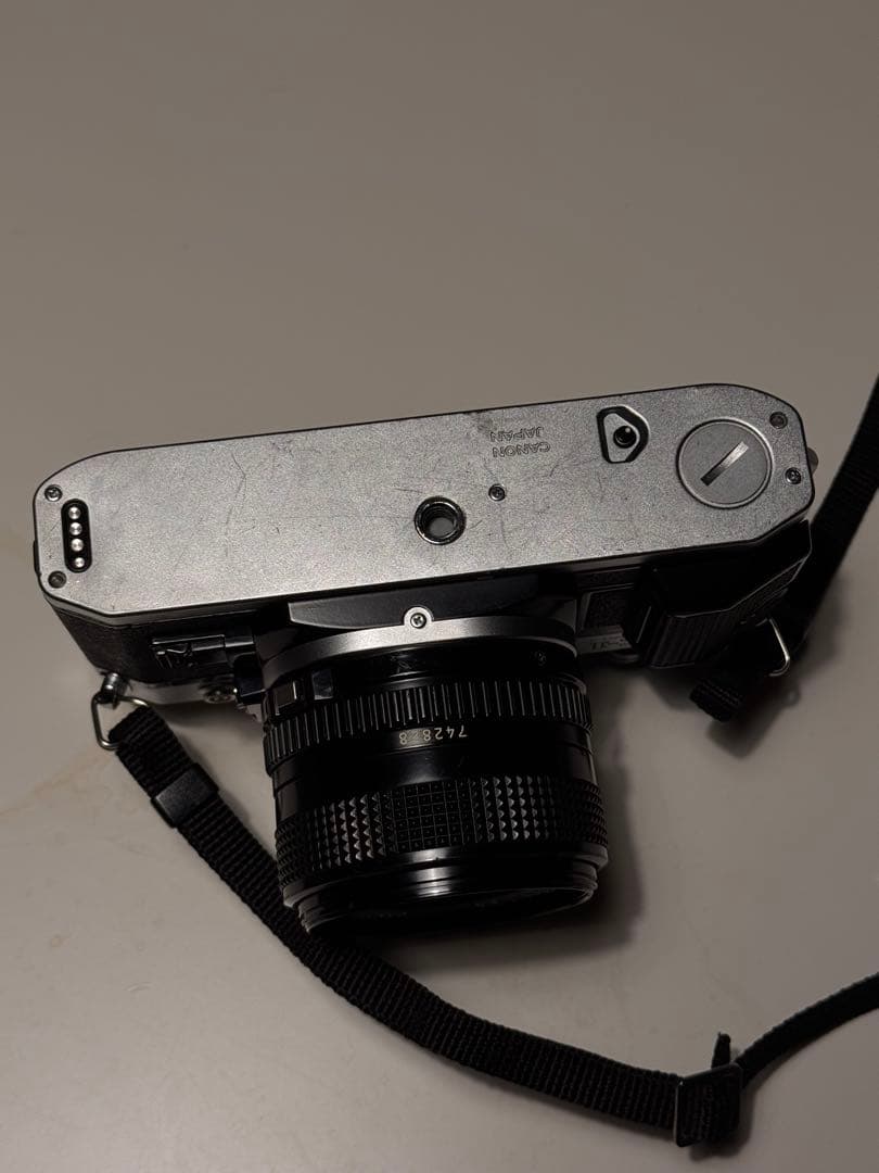 (ジャンク品)のCanon AE-1 Program 28 mmレンズ付き