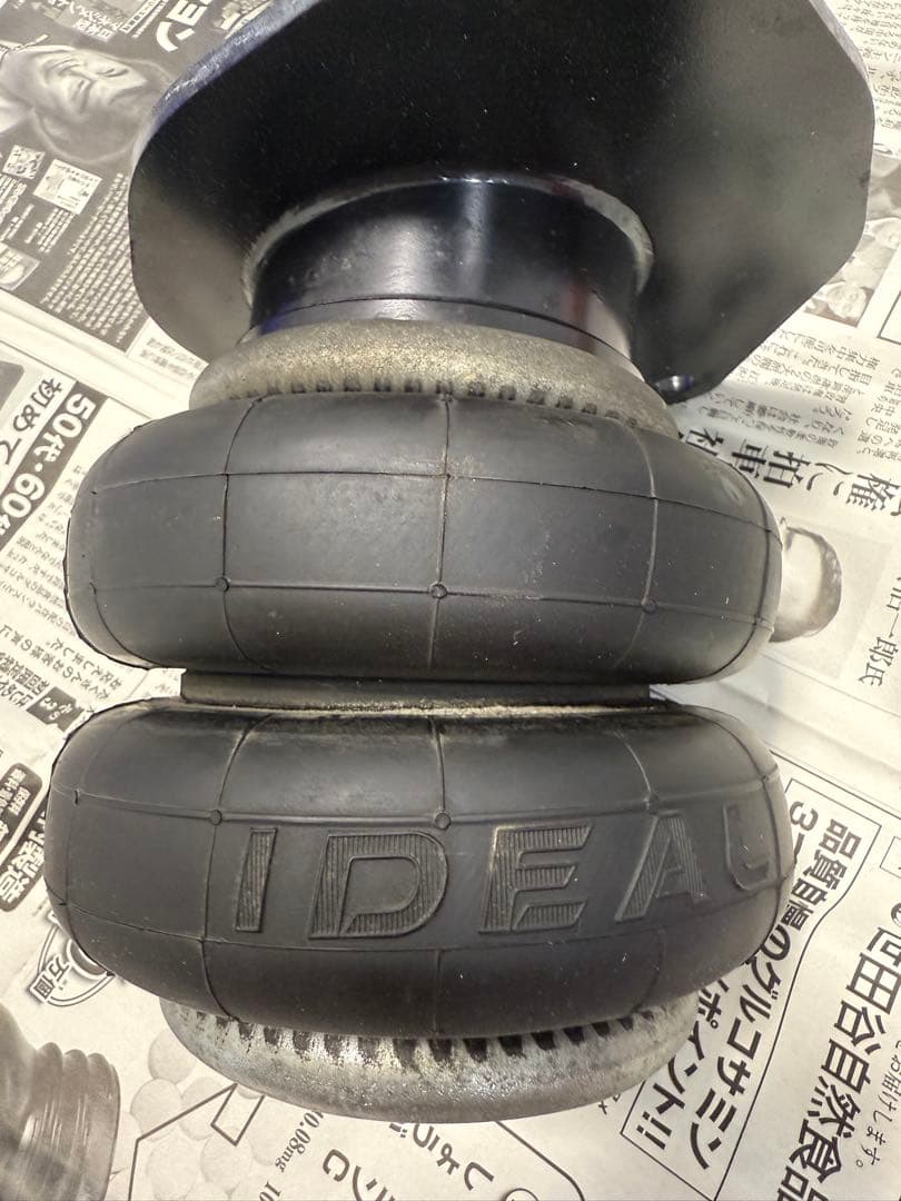 フロントのみ　イデアル、エアサス、アルファード、ベェルファイア