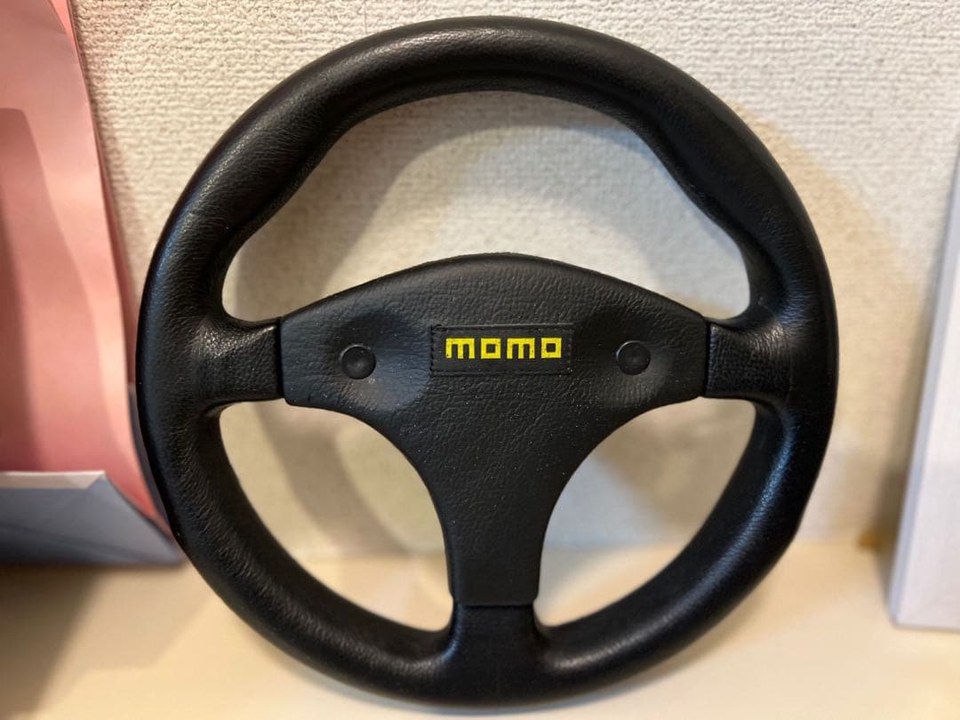 ケーターハム　セブン 新品　MOMO ステアリング