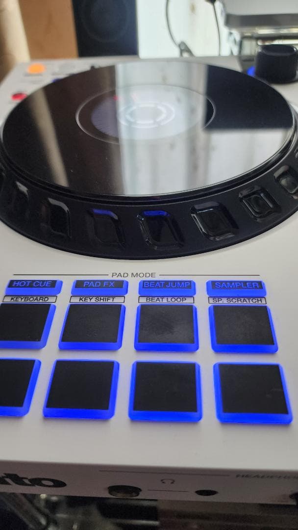 Pioneer DDJ-FLX6-W DJコントローラー