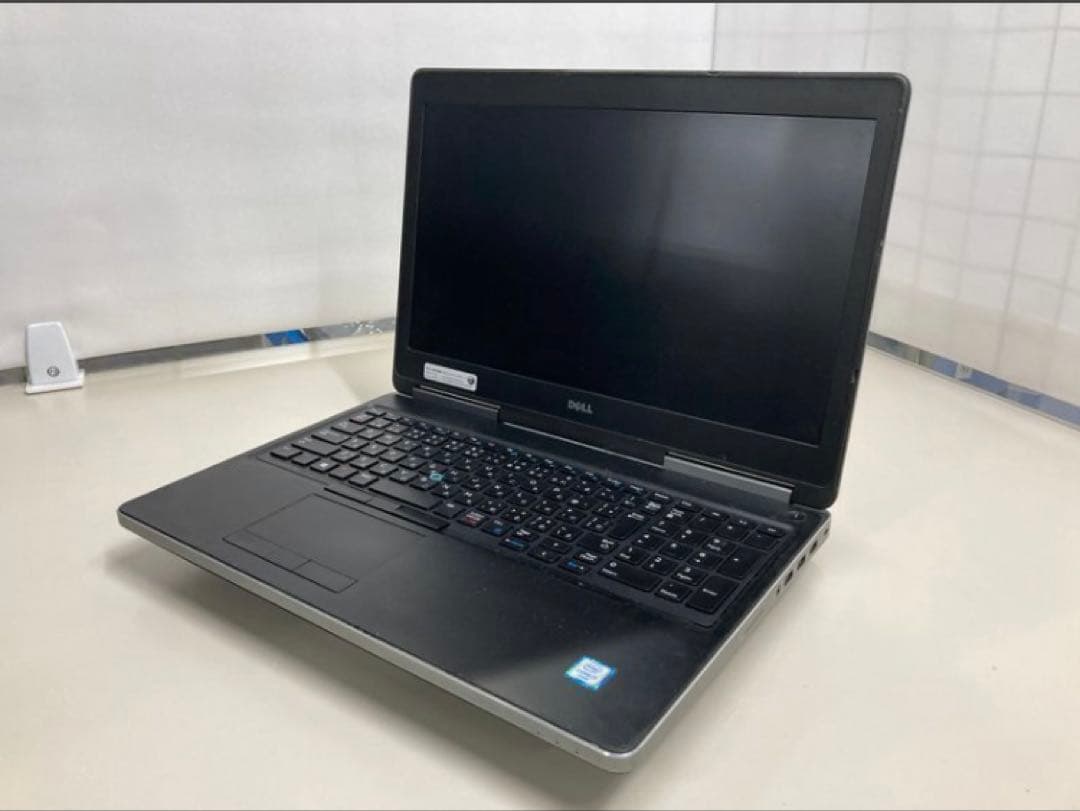 Dell Core i7/NVIDIA Quadro M2000M搭載 ジャンク