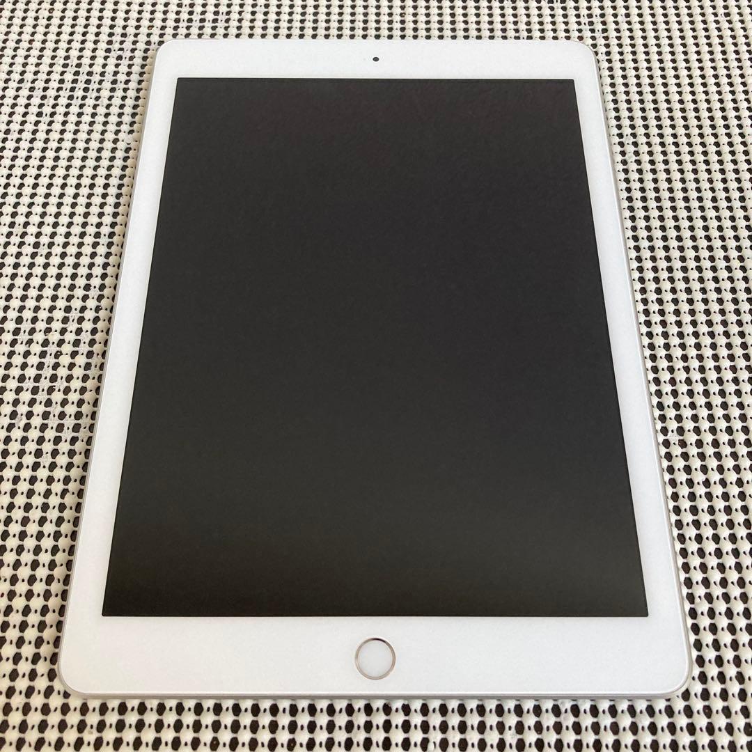 63【早い者勝ち】電池ほぼ新品☆iPad6 第6世代 32GB SIMフリー☆