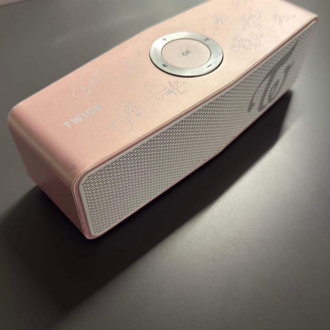 TWICE×LG スピーカー