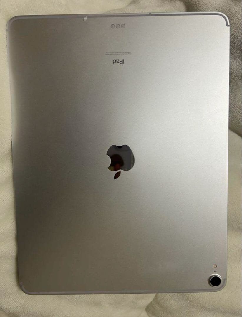 Apple iPadpro12.9inch 第三世代シルバー