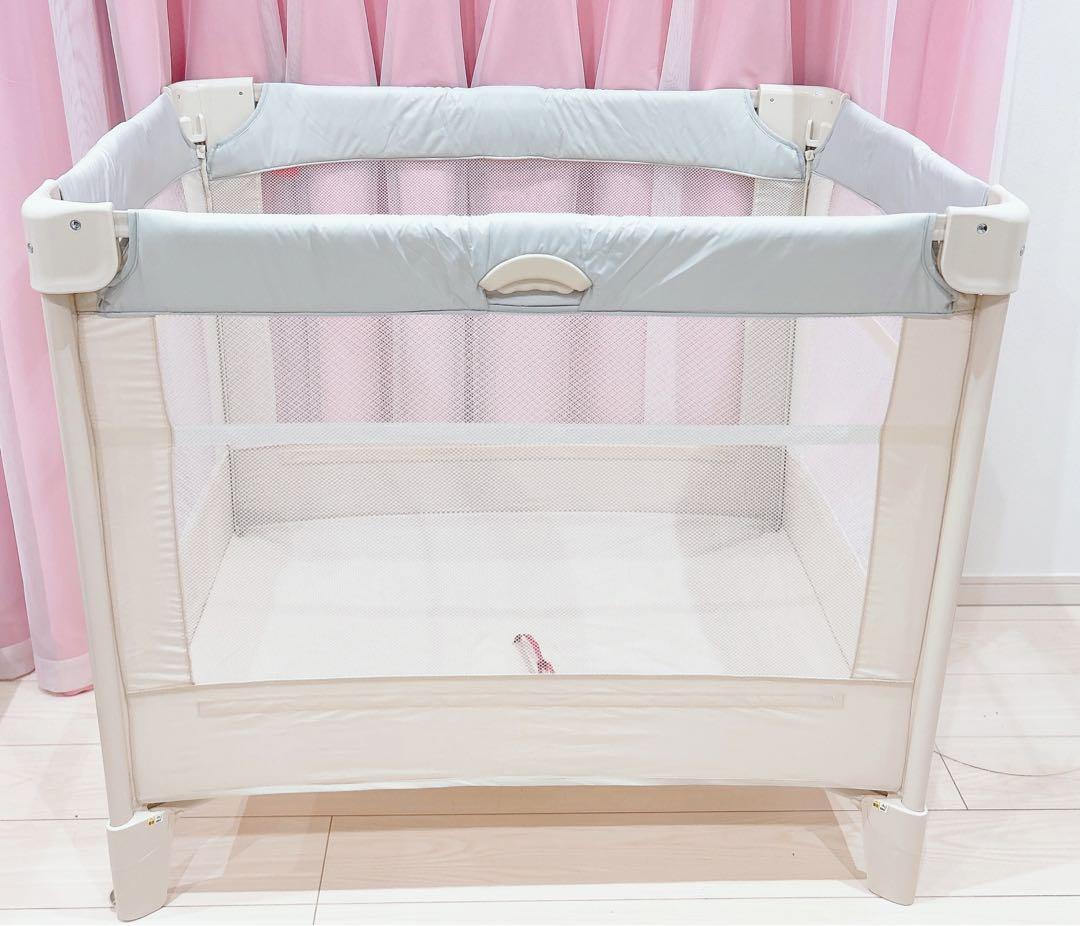 2025年購入✨️美品アップリカ ココネルエアーAB ベビーベッド ホワイトグレー