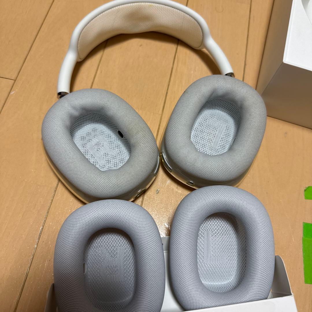 ヘッドホン AirPods max
