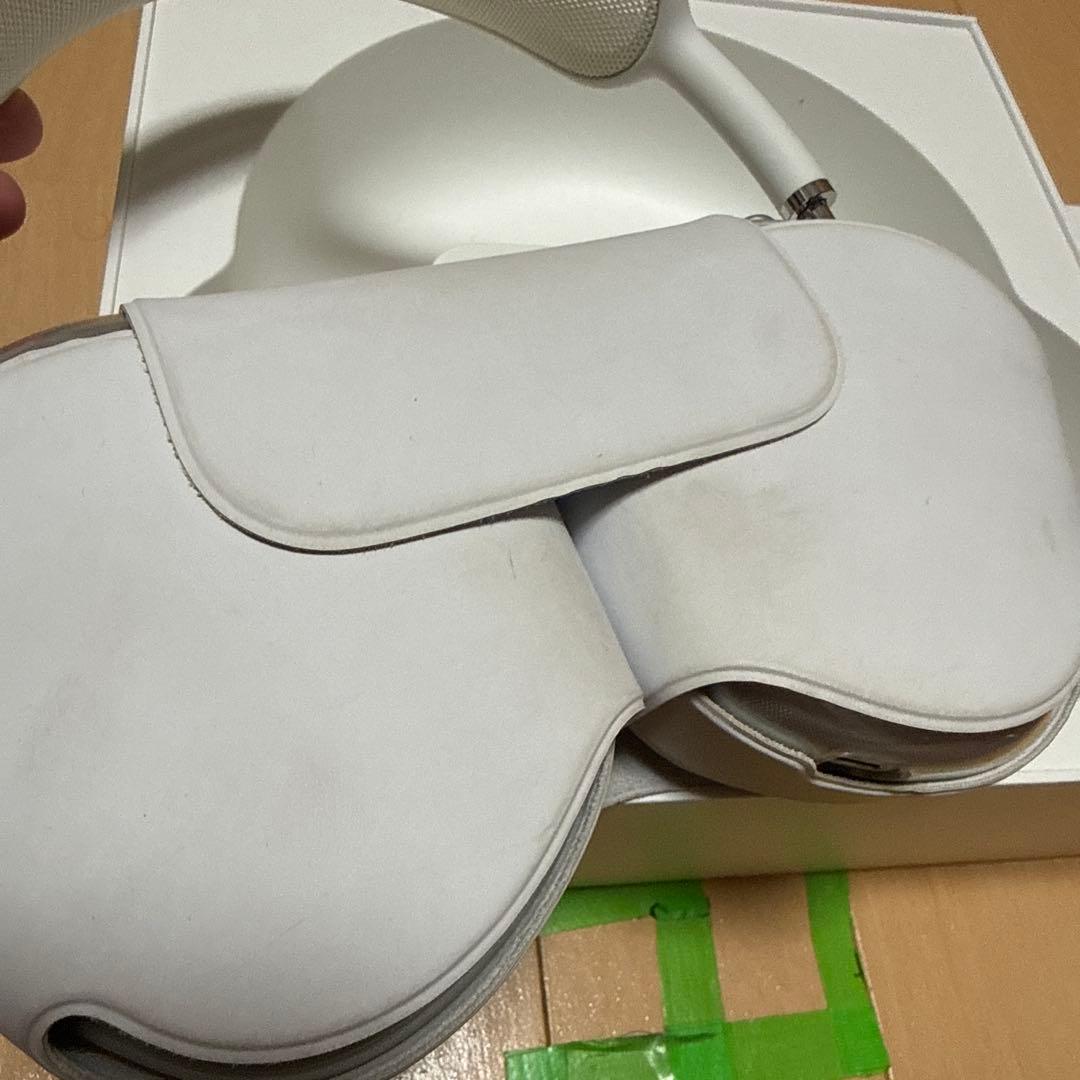 ヘッドホン AirPods max